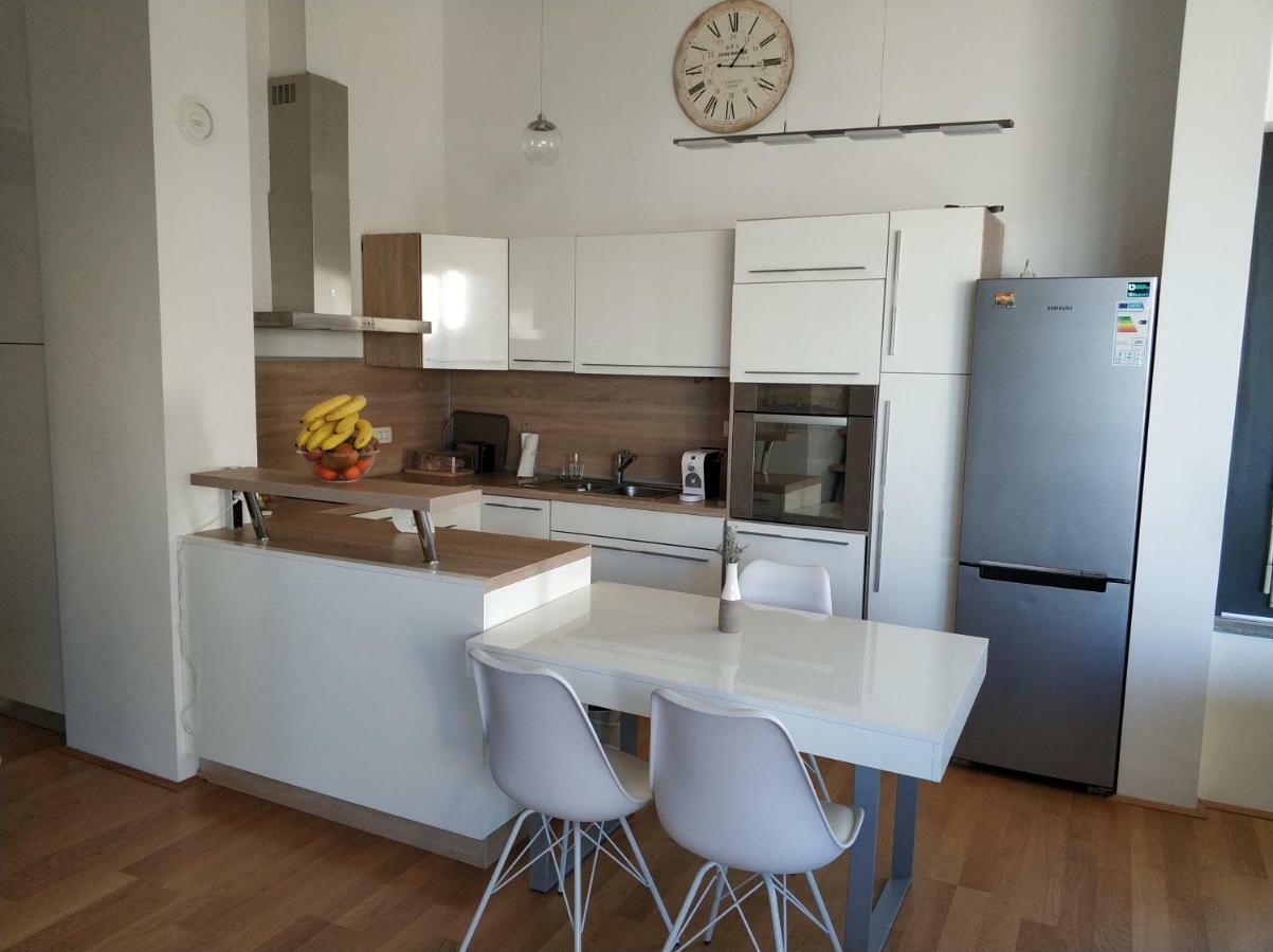 Apartment Morski Cvet Koper Exteriör bild